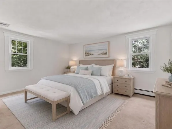 47 Tanglewood Dr, Scituate, MA 02066
