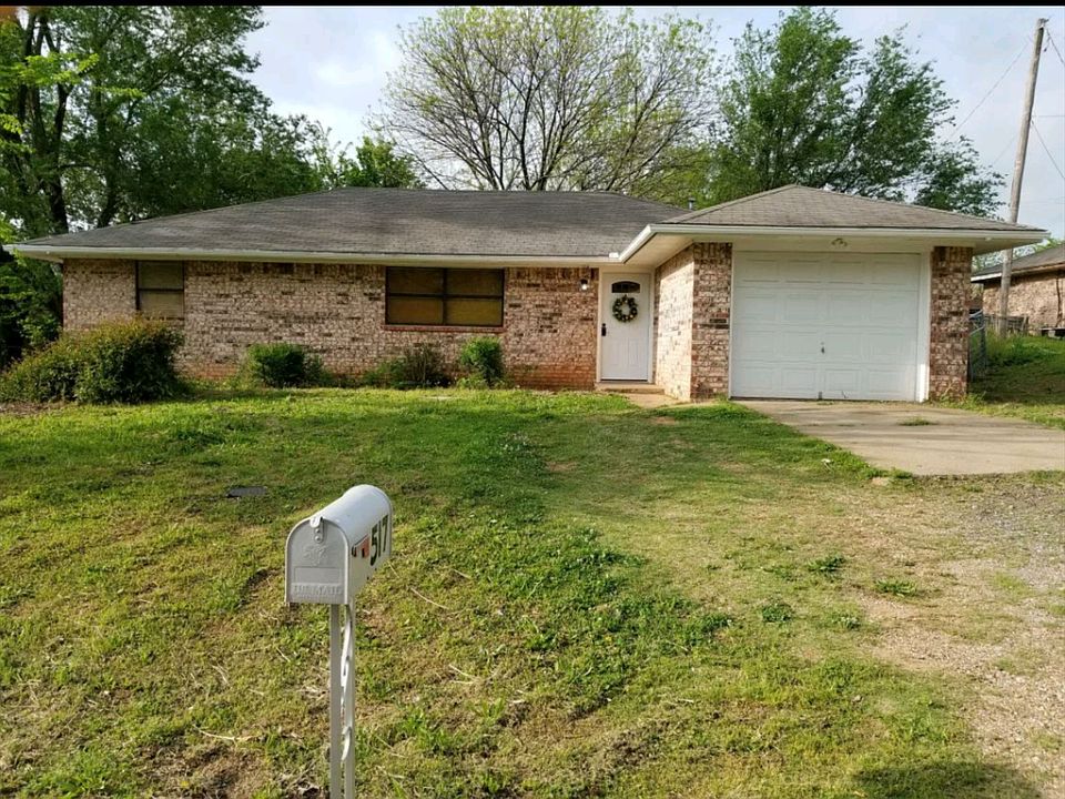 1st image of 517 Trammell St