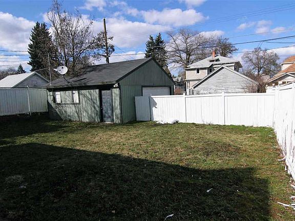 3rd image of 1120 W Spofford Ave