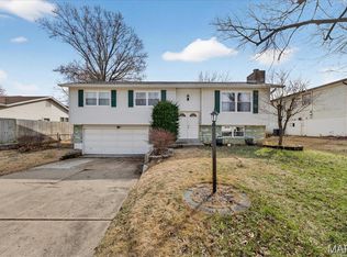 35 Deborah Dr, Saint Peters, MO 63376