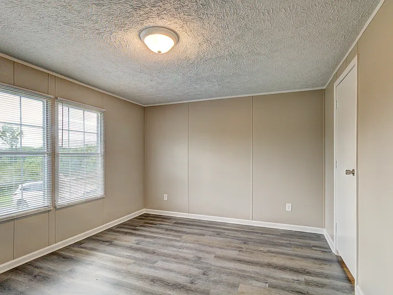 3351 Appletree Ct — Photo 7