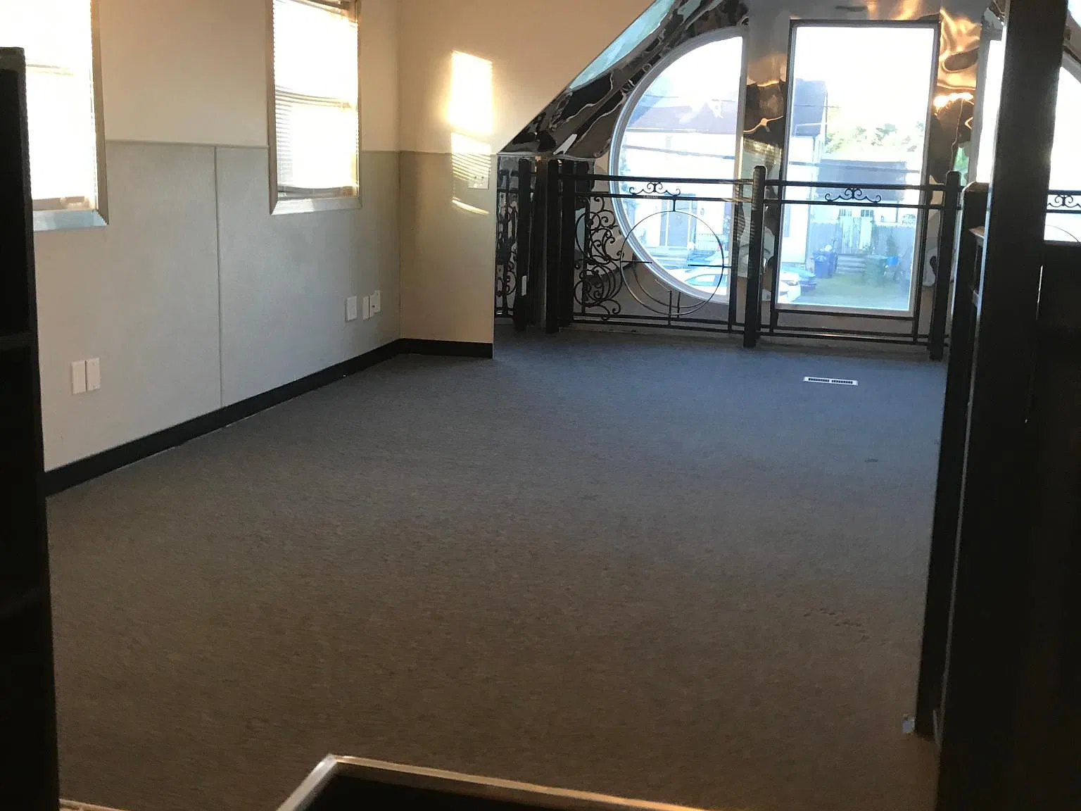 2 bed, 1000 sqft, $1,500 — Photo 3
