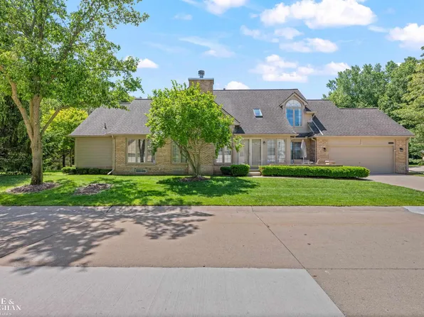 52112 Southview Rdg, Macomb, MI 48042