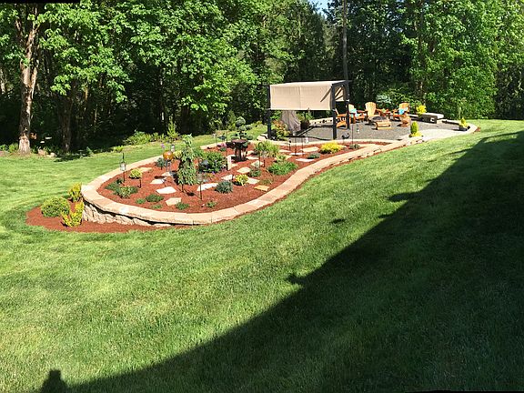 Landscape Fire-pit area