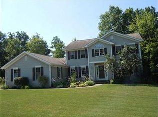 8831 Sherri Dr, Macedonia, OH 44056