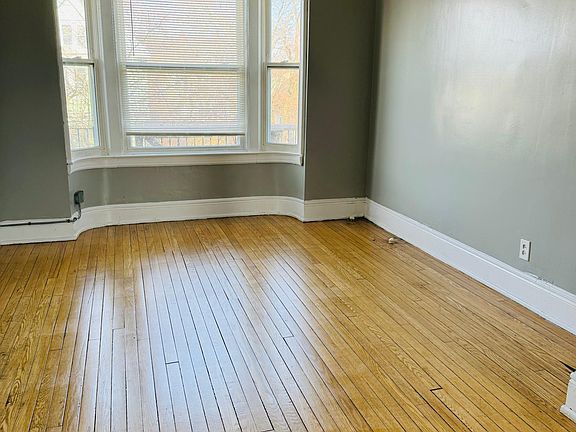 2nd image of 361 E Utica St #2