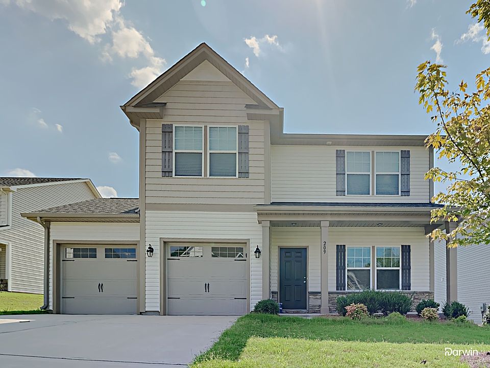 1st image of 209 Whispering Hills Dr