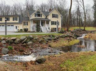 178 Dearborn Rd #B, Greenland, NH 03840