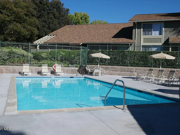 588 Rio Grande Cir — Photo 26