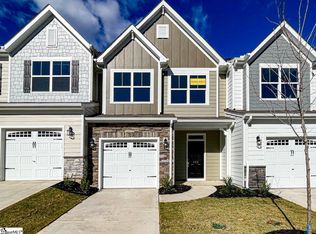 504 Pennystone Ln, Simpsonville, SC 29681