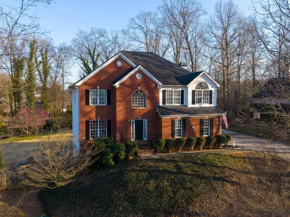 1950 E Bay St, Hoschton, GA 30548