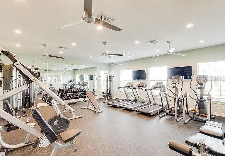 7104 W Lenox Cir — Photo 14