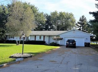 28735 Gaulrapp Rd, Rock Falls, IL 61071