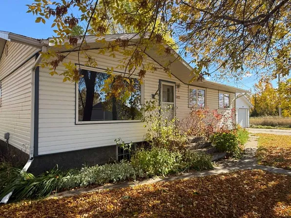 4925 52nd Ave W, Birch Hills County, AB T0H 1H0