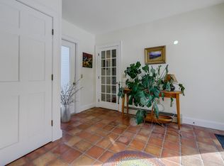 6 Motteau Dr, Lyndeborough, NH 03082