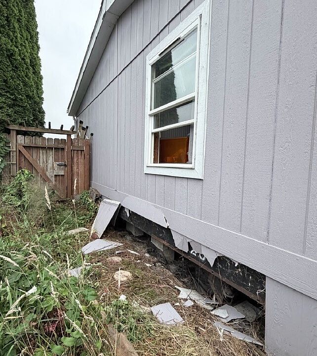 1st image of 1887 Douglas Fir Drive #131