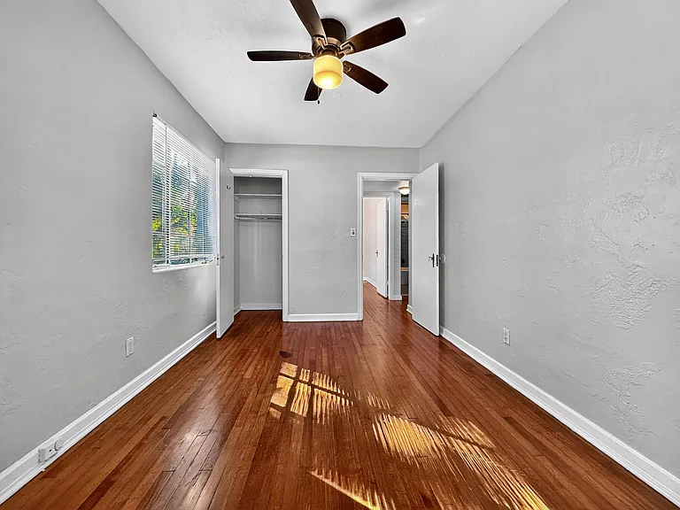 804 Highland Ave — Photo 16