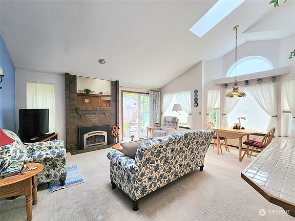 3rd image of 1317 134th Street S
