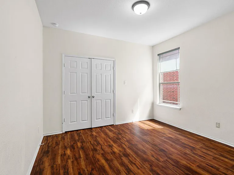 1244 Yellow Iris Rd — Photo 16
