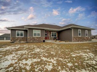 1212 Eldon Way, Edgerton, WI 53534