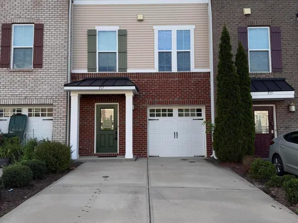 717 Suffield Way, Cary, NC 27519