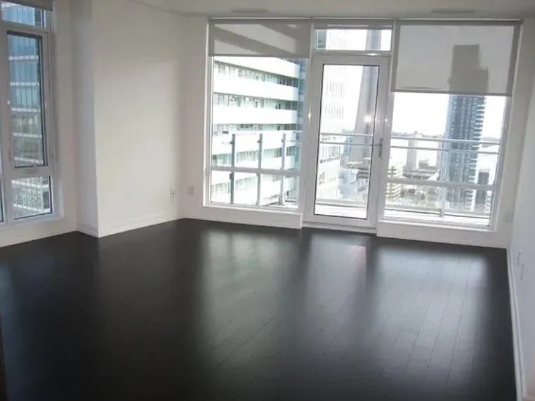 21 Widmer St #3909 — Photo 11