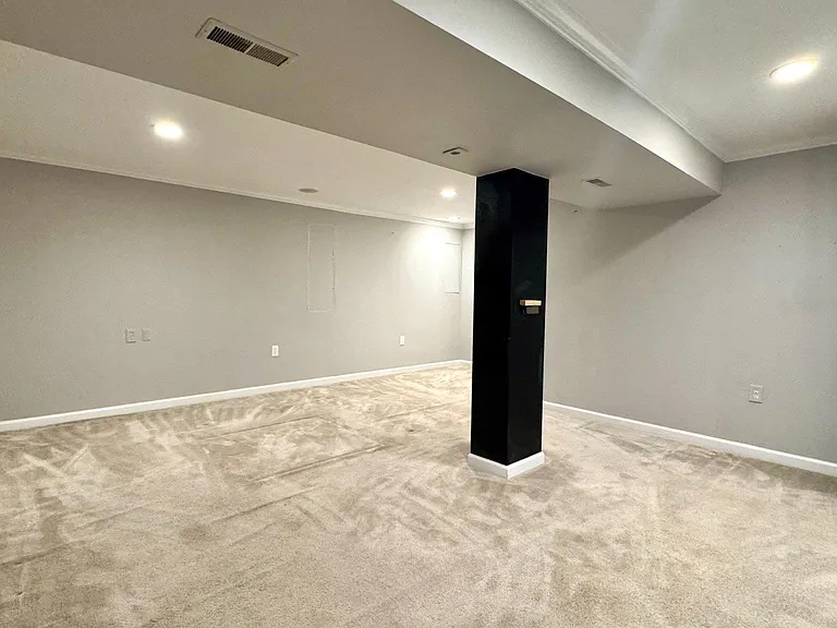 15402 Manor House Ter — Photo 22