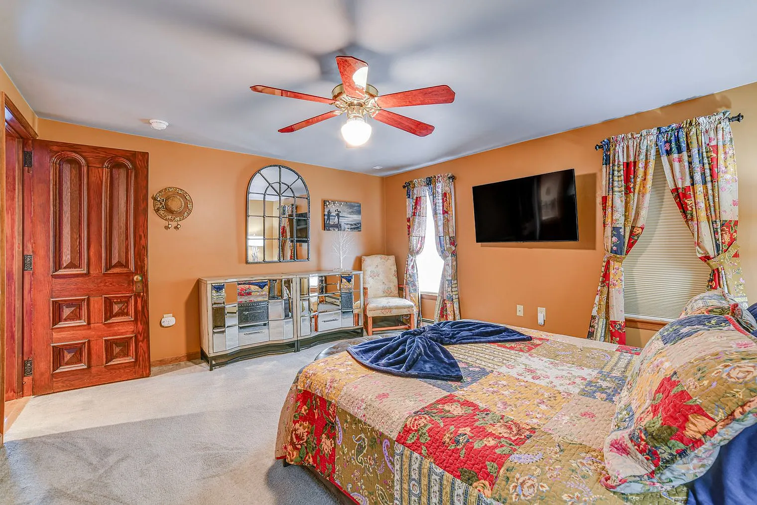 2 bed, 1.0 bath, 495 sqft, $2,747 — Photo 4