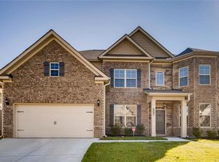 3218 Bowlin Dr, Fairburn, GA 30213
