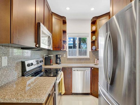3rd image of 3547 William Ave