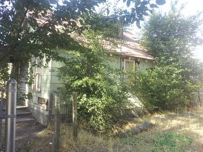 703 Main St