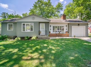 1227 S Lincoln Ave, Montgomery, IL 60538