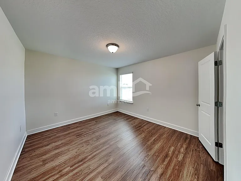 4526 Reisswood Loop — Photo 19