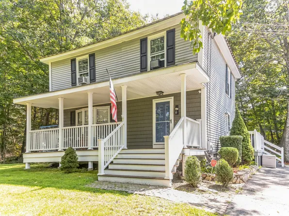 19 James Street, Derry, NH 03038