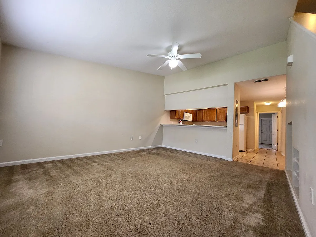 Building Photo - 4434 Gearhart Rd #3503