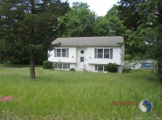 52 Ruth Dr, Plainfield, CT 06374