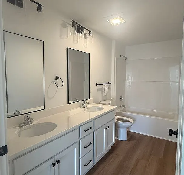 110 N Delaware Ave — Photo 84