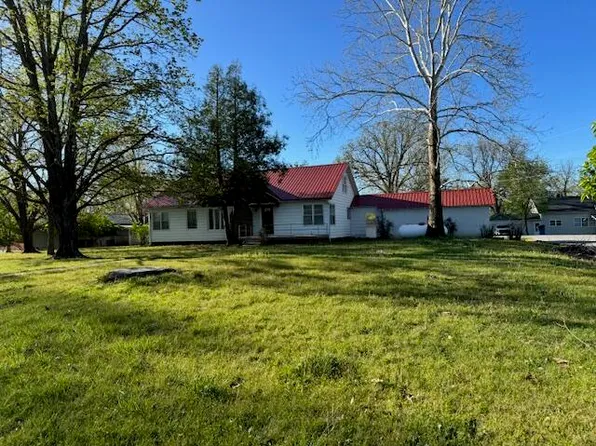 129 Mcpherson Street, Forsyth, MO 65653