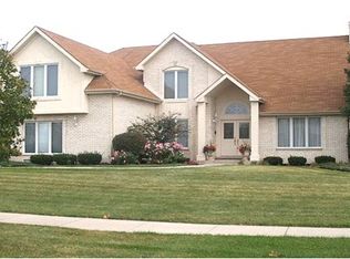 3737 Culloden St, Flossmoor, IL 60422