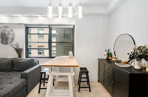 Rented by Oxford Property Group | media 9