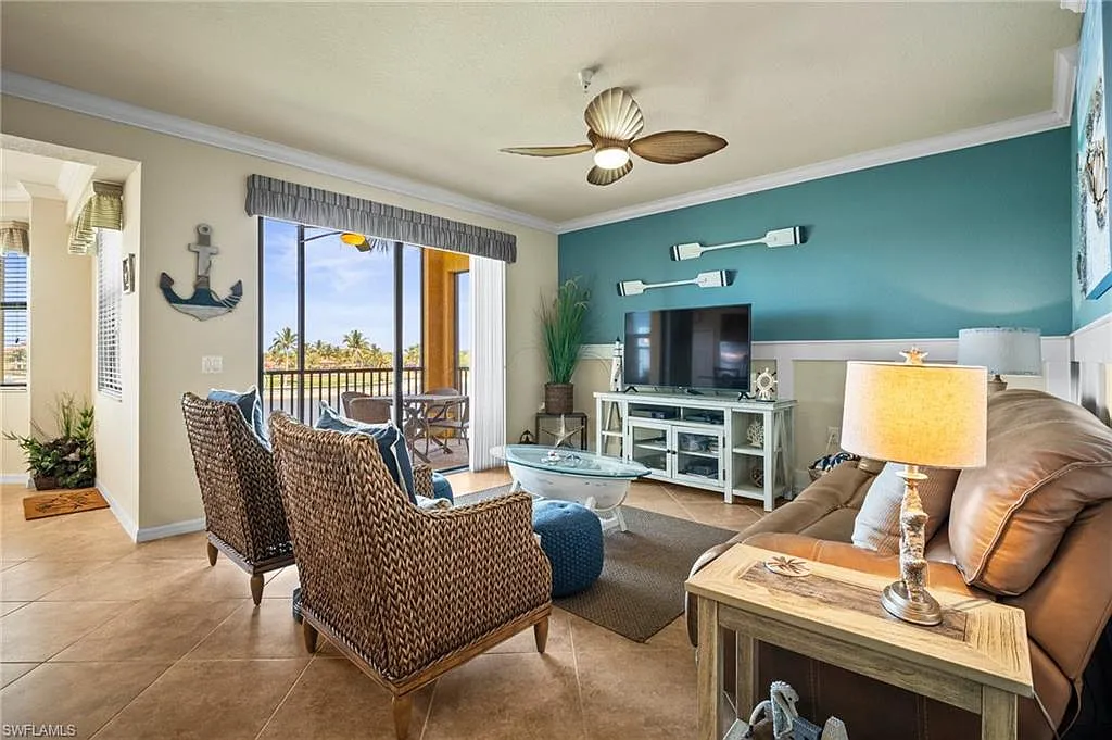 2 bed, 2.0 bath, 1135 sqft, $7,500 — Photo 2