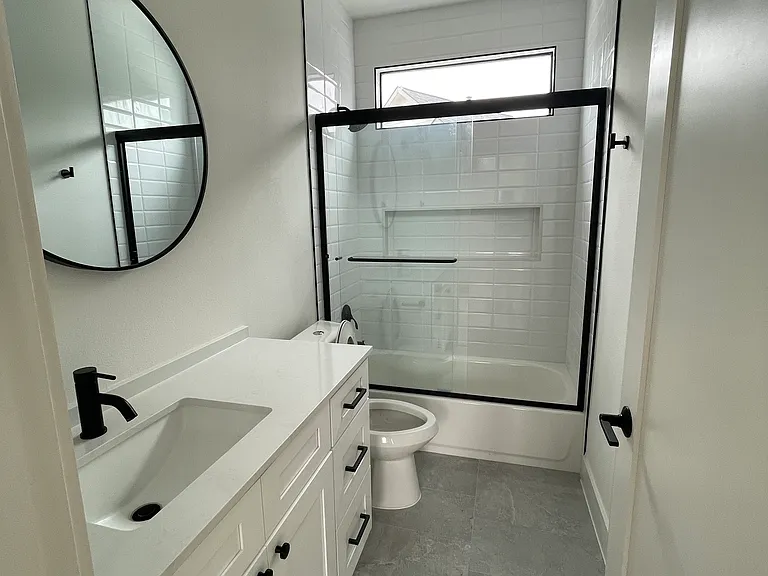 1140 Webberville Rd #1 — Photo 7