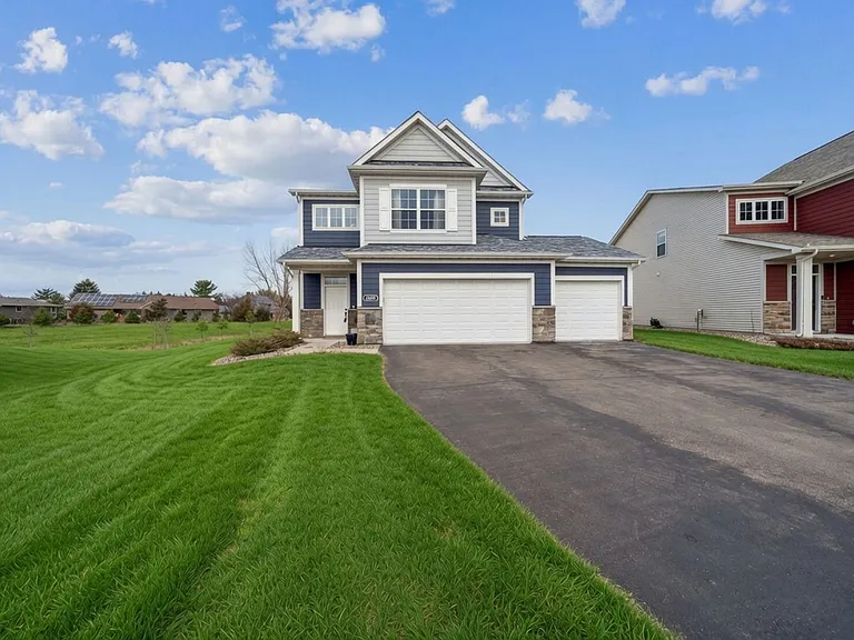 1859 Hinsdale Cir — Photo 18