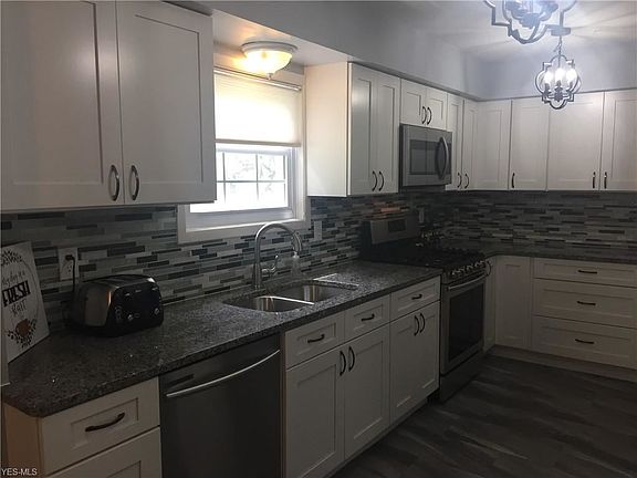2nd image of 4892 Delevan Dr