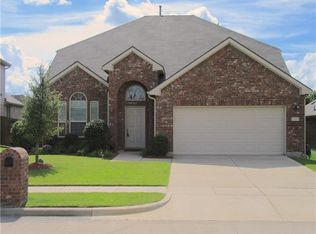 413 Highland Fairway Ln, Wylie, TX 75098