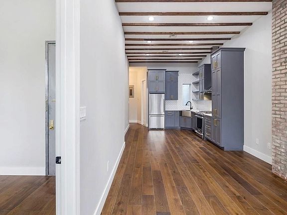 3rd image of 23 N Henry St #2A