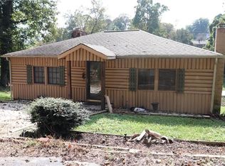 5280 Pineview Ct, Hickory, NC 28601