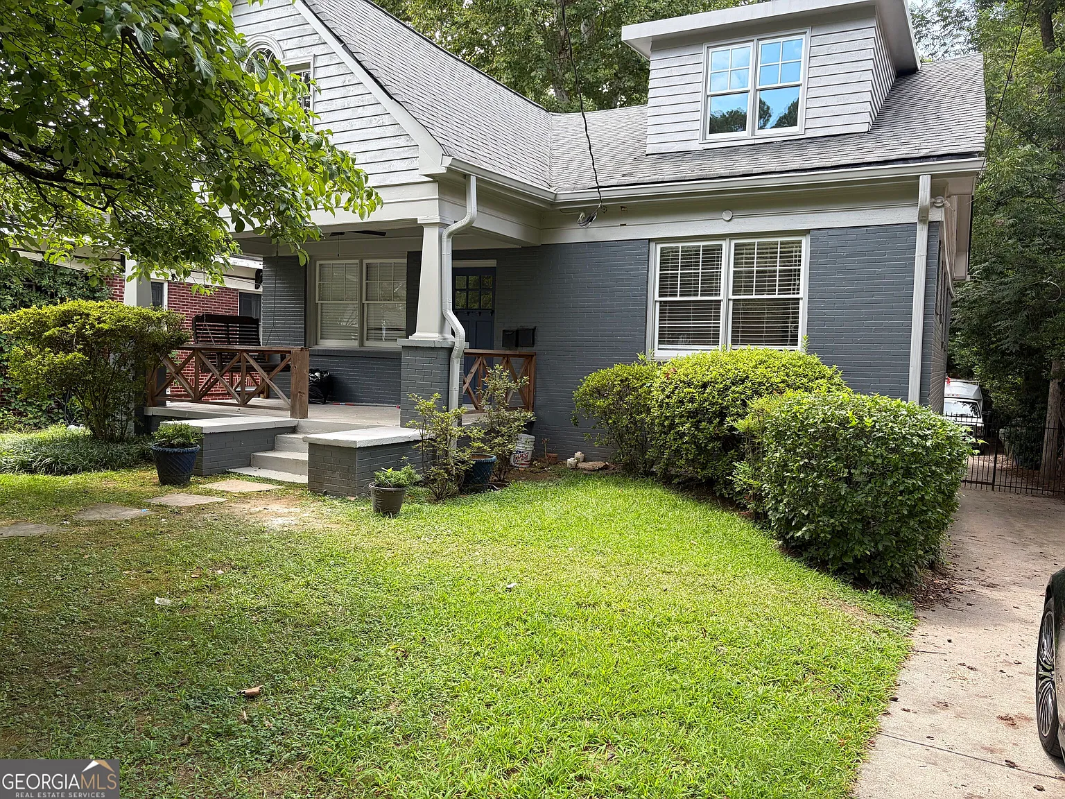 3 bed, 2.0 bath, 2500 sqft, $5,450 — Photo 1