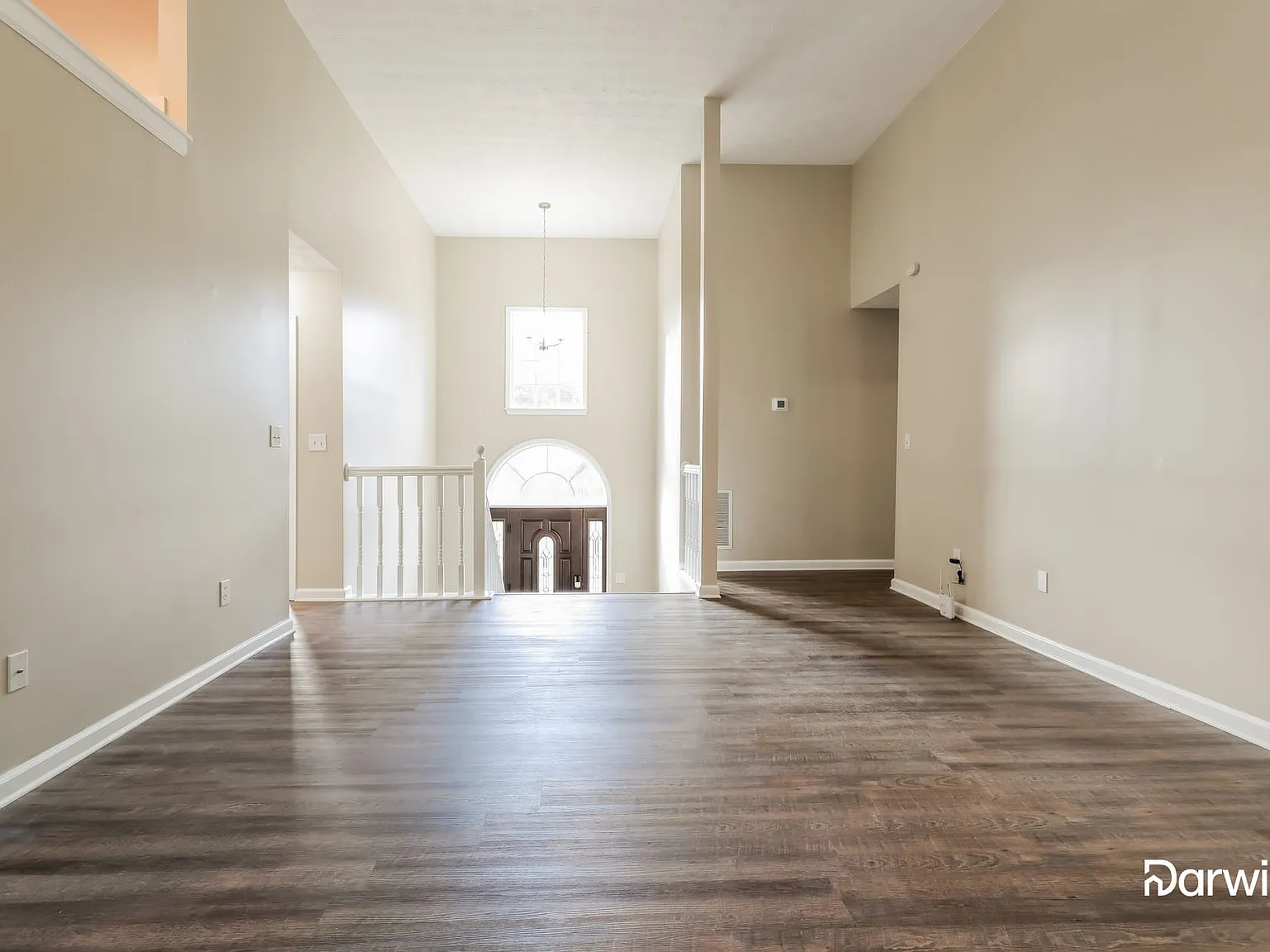5 bed, 3.0 bath, 2206 sqft, $2,415 — Photo 4