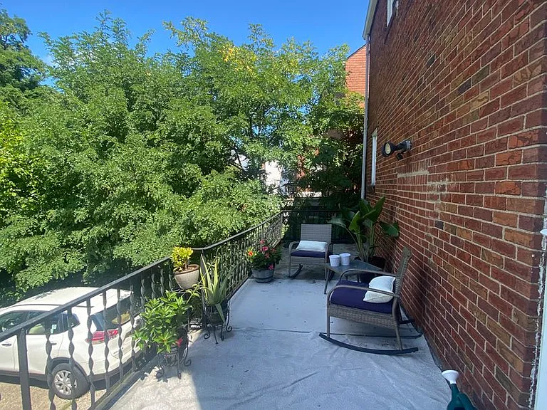 1744 Pioneer Ave — Photo 20